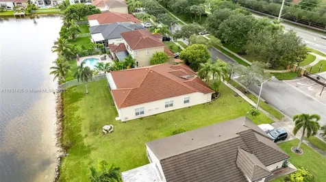 2373 NW 195th Avenue Pembroke Pines FL 33029