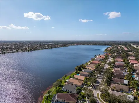 2373 NW 195th Avenue Pembroke Pines FL 33029
