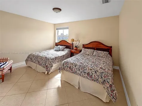 21033 NE 32nd Avenue Aventura FL 33180