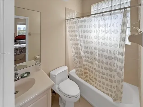 21033 NE 32nd Avenue Aventura FL 33180