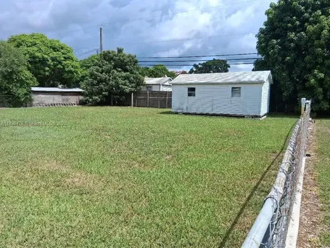 1721 NW 8th Street Homestead FL 33030