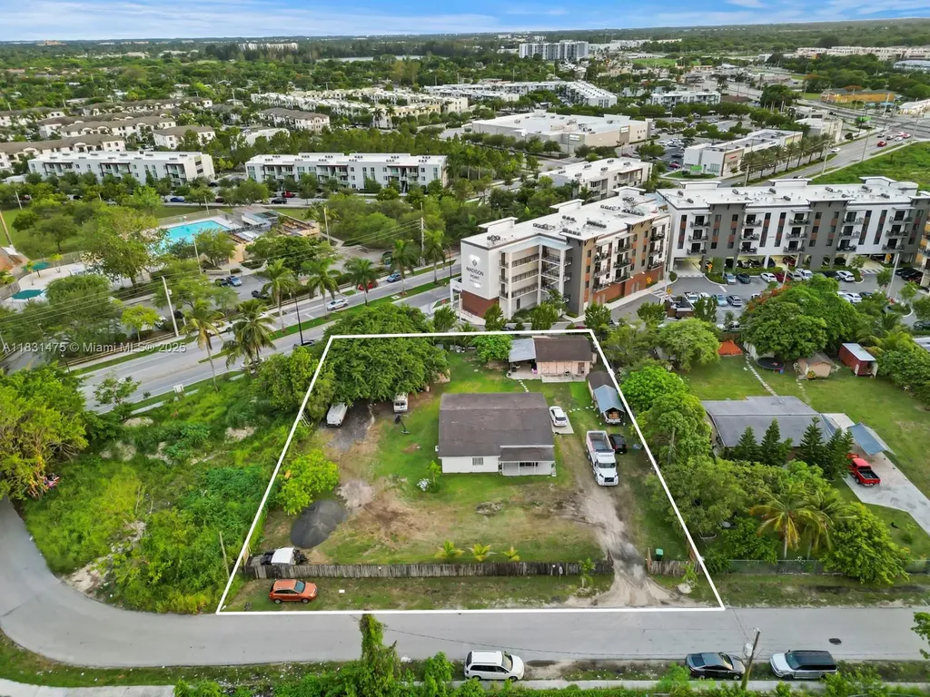 14210 Henderson Street Homestead FL 33032