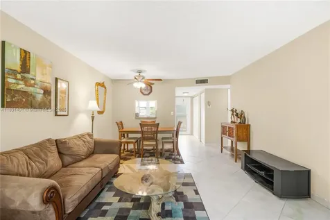 9261 Sunrise Lakes Boulevard Sunrise FL 33322
