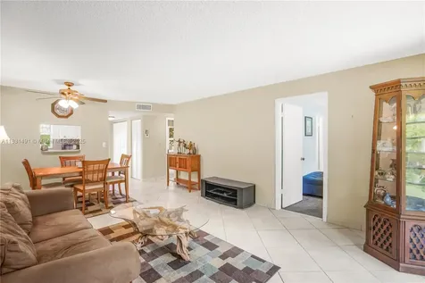 9261 Sunrise Lakes Boulevard Sunrise FL 33322