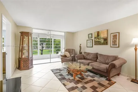 9261 Sunrise Lakes Boulevard Sunrise FL 33322