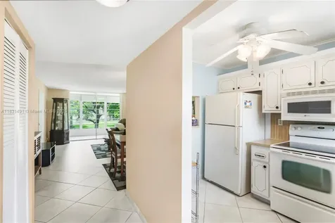 9261 Sunrise Lakes Boulevard Sunrise FL 33322