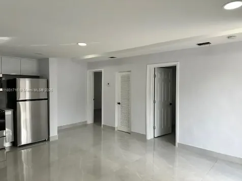 42 SE 10th Terrace Dania Beach FL 33004