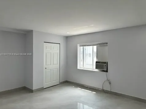 42 SE 10th Terrace Dania Beach FL 33004