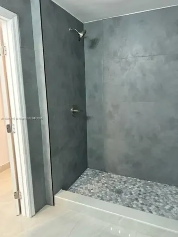 42 SE 10th Terrace Dania Beach FL 33004