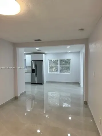 42 SE 10th Terrace Dania Beach FL 33004