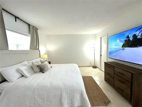 620 NE 12th Avenue Hallandale Beach FL 33009