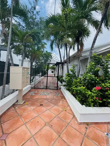 1236 SW 4th Street Miami FL 33135