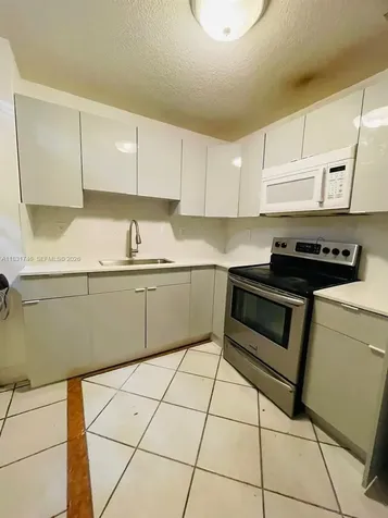 1236 SW 4th Street Miami FL 33135