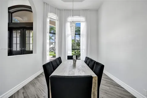 11056 Blackhawk Boulevard Davie FL 33328