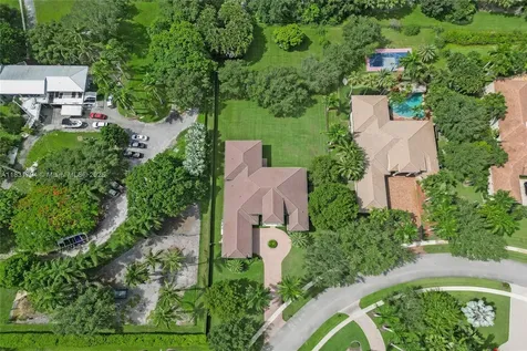 11056 Blackhawk Boulevard Davie FL 33328