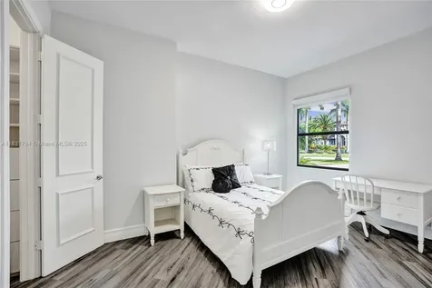 11056 Blackhawk Boulevard Davie FL 33328