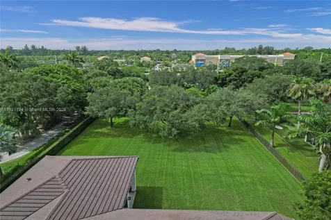 11056 Blackhawk Boulevard Davie FL 33328