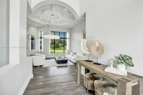 11056 Blackhawk Boulevard Davie FL 33328