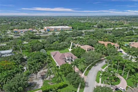 11056 Blackhawk Boulevard Davie FL 33328