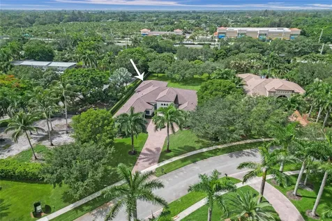 11056 Blackhawk Boulevard Davie FL 33328