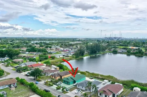 19415 NW 33rd Court Miami Gardens FL 33056