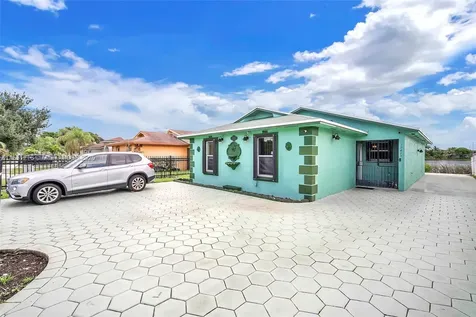 19415 NW 33rd Court Miami Gardens FL 33056