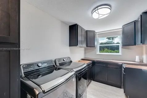 15621 Wendy Lane Fort Myers FL 33905