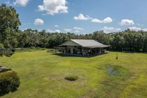 15621 Wendy Lane Fort Myers FL 33905