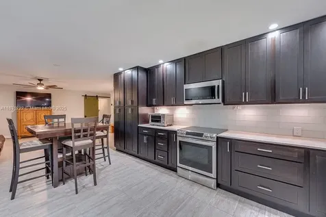 15621 Wendy Lane Fort Myers FL 33905