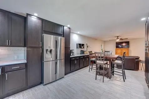 15621 Wendy Lane Fort Myers FL 33905