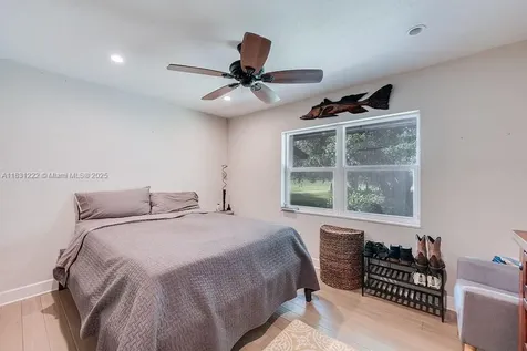 15621 Wendy Lane Fort Myers FL 33905