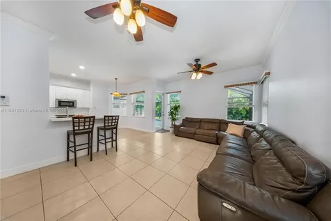 8229 SW 173rd Terrace Palmetto Bay FL 33157
