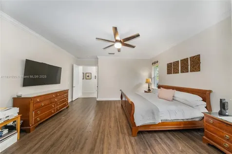8229 SW 173rd Terrace Palmetto Bay FL 33157