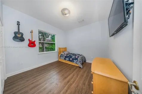8229 SW 173rd Terrace Palmetto Bay FL 33157