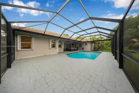 8229 SW 173rd Terrace Palmetto Bay FL 33157