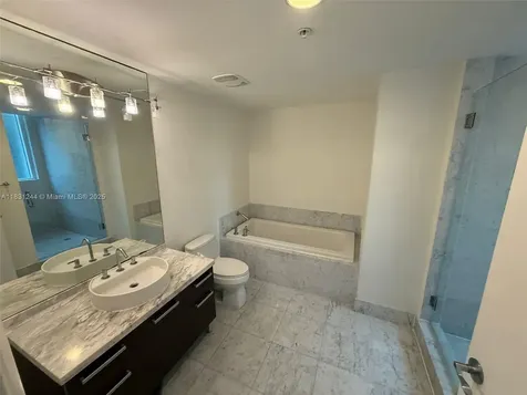 244 Biscayne Boulevard Miami FL 33132