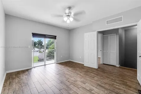 2345 SE 16th Place Homestead FL 33035