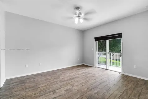 2345 SE 16th Place Homestead FL 33035