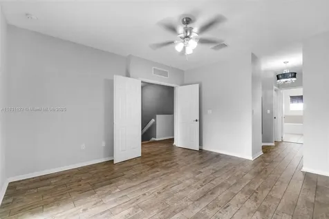 2345 SE 16th Place Homestead FL 33035