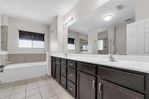 2345 SE 16th Place Homestead FL 33035