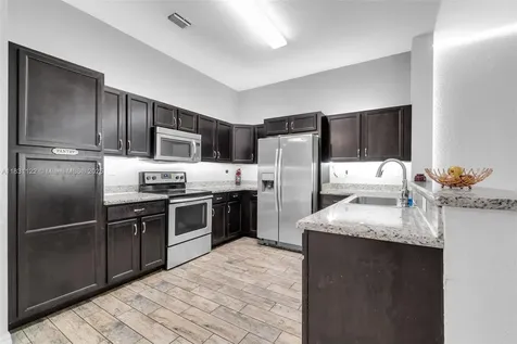 2345 SE 16th Place Homestead FL 33035