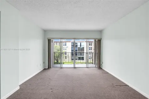 8895 Fontainebleau Boulevard Miami FL 33172