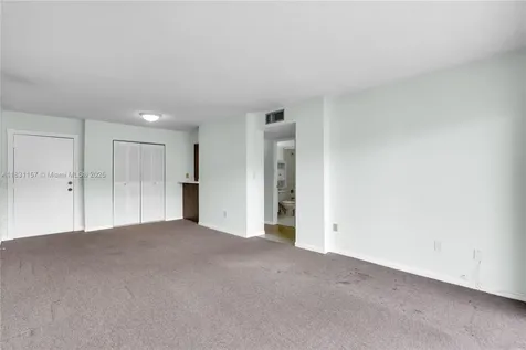 8895 Fontainebleau Boulevard Miami FL 33172