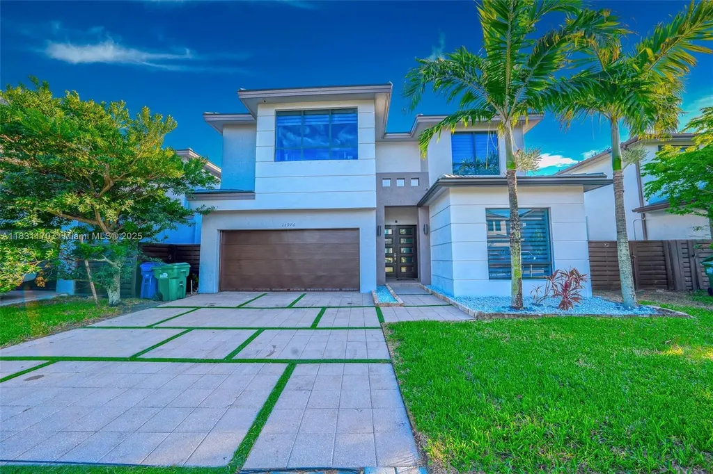 15976 SW 136th Terrace Miami FL 33196