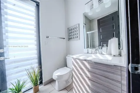 15976 SW 136th Terrace Miami FL 33196