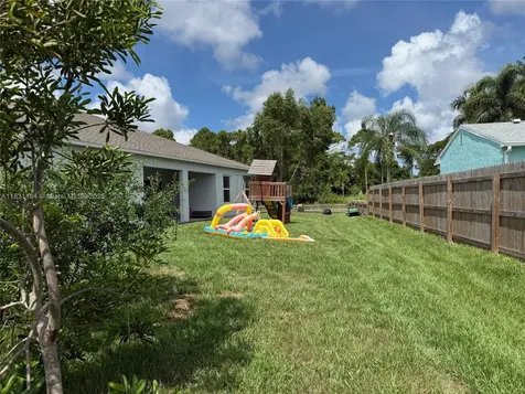 1002 SW College Park Road Port St. Lucie FL 34953