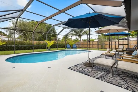 9230 SW 192nd Drive Cutler Bay FL 33157