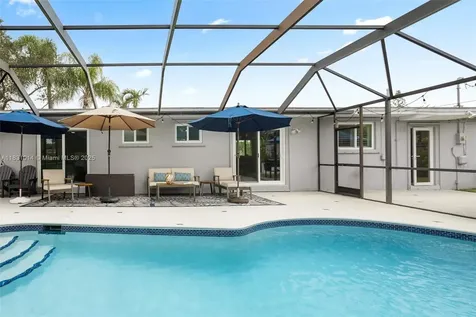 9230 SW 192nd Drive Cutler Bay FL 33157