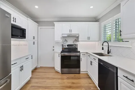 9230 SW 192nd Drive Cutler Bay FL 33157