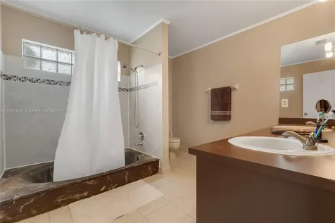 6740 NW 45th Street Lauderhill FL 33319
